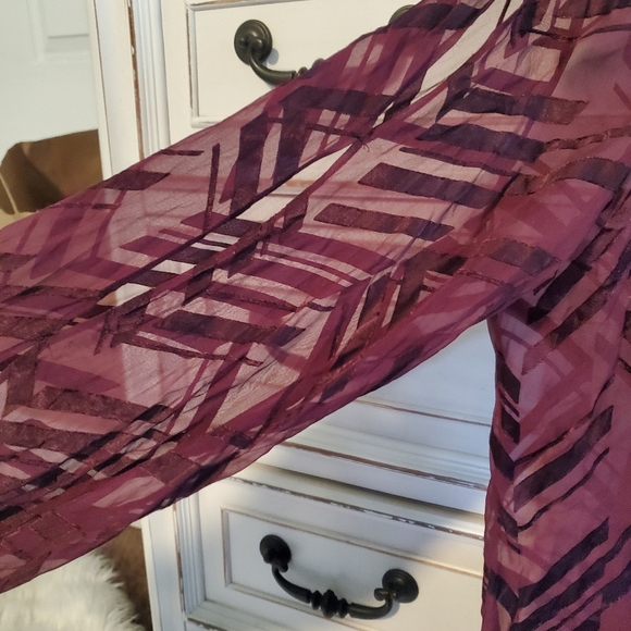 Blouse - Picture 3 of 3